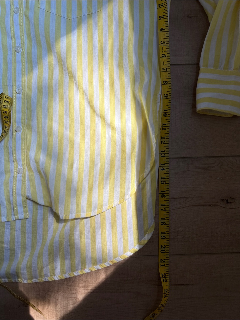 Anthropologie the Bennet Buttondown Shirt by Maeve Yellow Motif XS - Picture 7 of 9